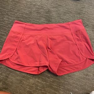 Lululemon Speed Up Mid-Rise Short 4”